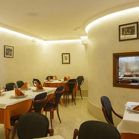 Restaurante Elisardo Hotel *