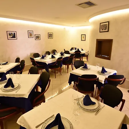 Hotell Restaurante Elisardo Noia